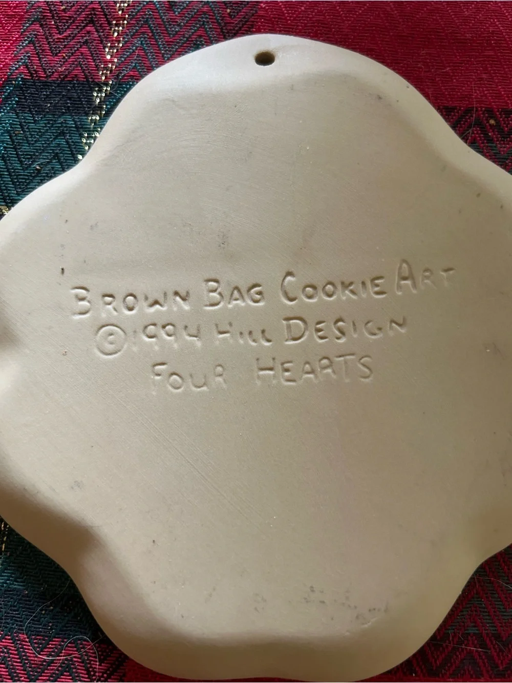 Brown Bag Cookie Art Embossed Heart-Shaped Ceramic Mold in Cream